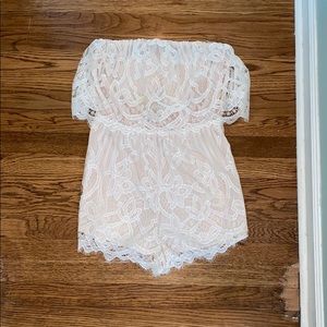 Strapless lace romper